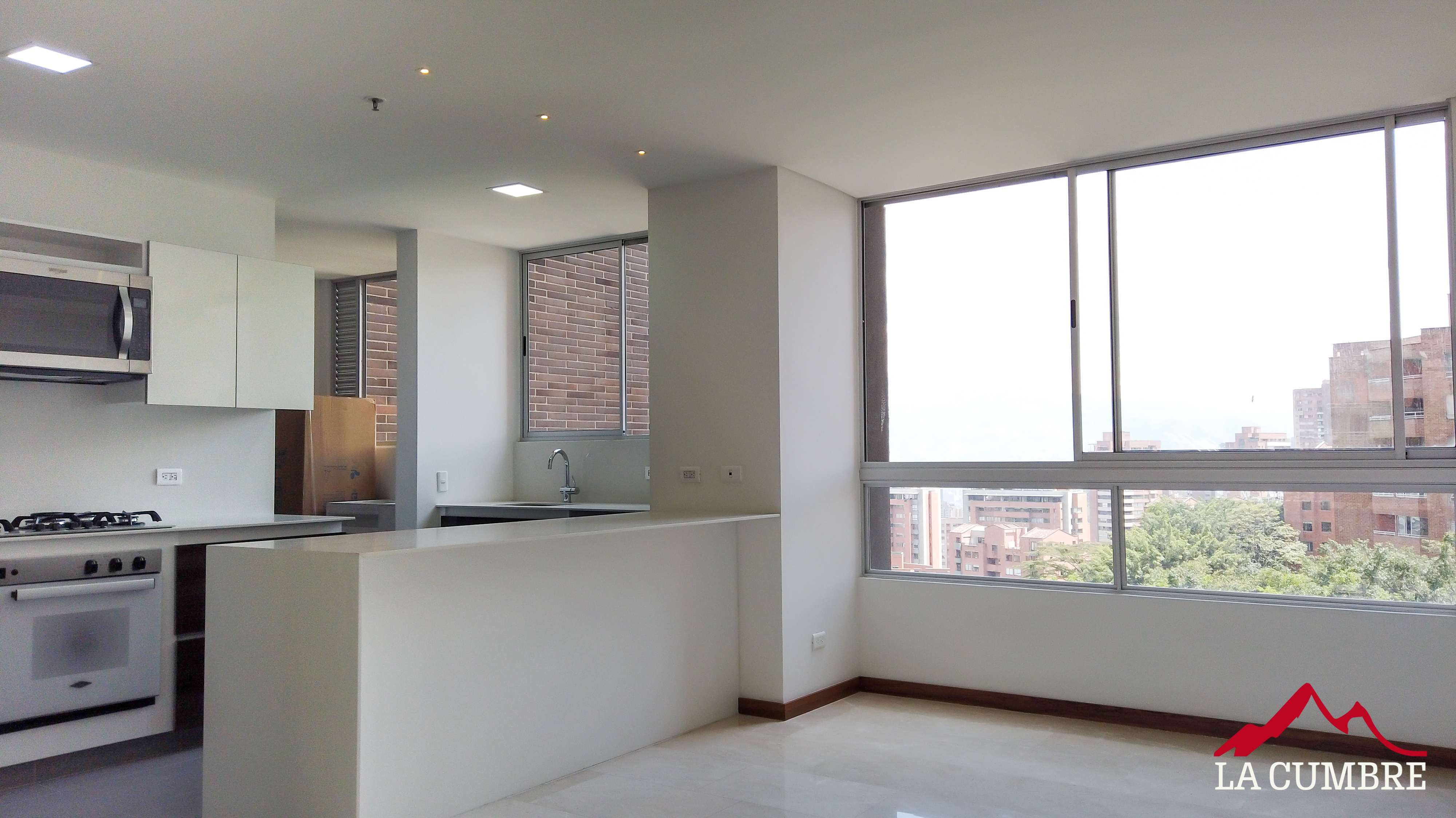 Apartamento en arriendo en El Tesoro, Medellín · foto 6 de 12
