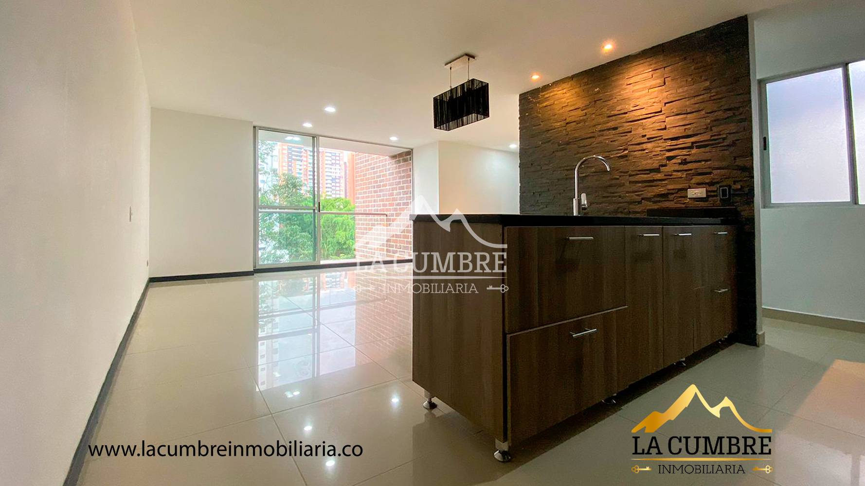 Apartamento de 3 alcobas en venta en La Abadia, Envigado, 120 m² · foto 2 de 12