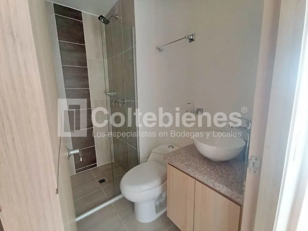 Apartamento de 2 alcobas en venta en La Mesa, Bello, 78 m² · foto 6 de 14