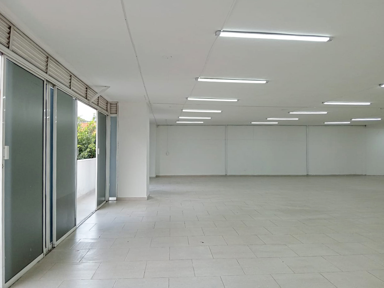 Local en arriendo en Conquistadores, Medellín, 650 m² · foto 11 de 20