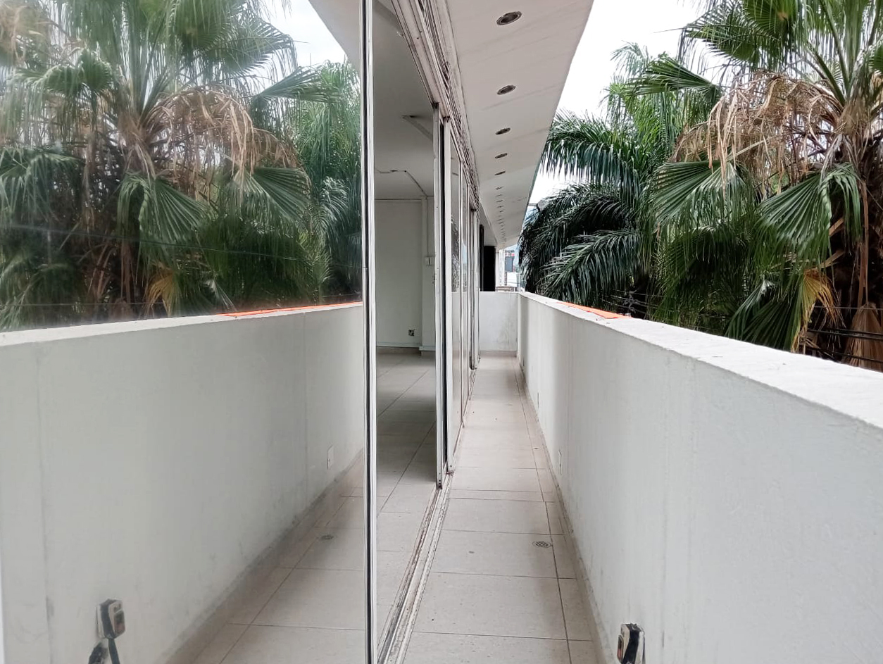 Local en arriendo en Conquistadores, Medellín, 650 m² · foto 20 de 20