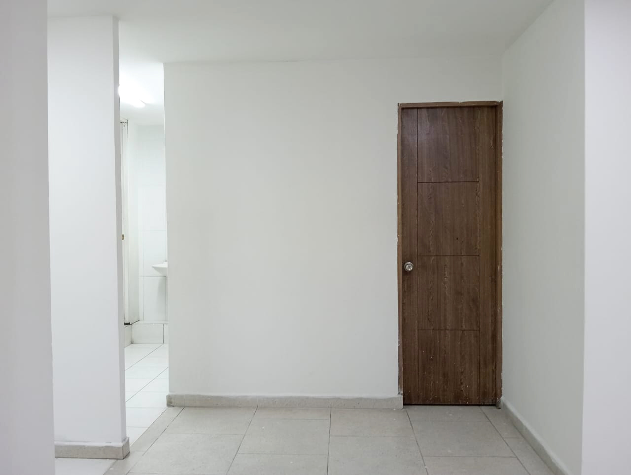 Local en arriendo en Conquistadores, Medellín, 650 m² · foto 2 de 20