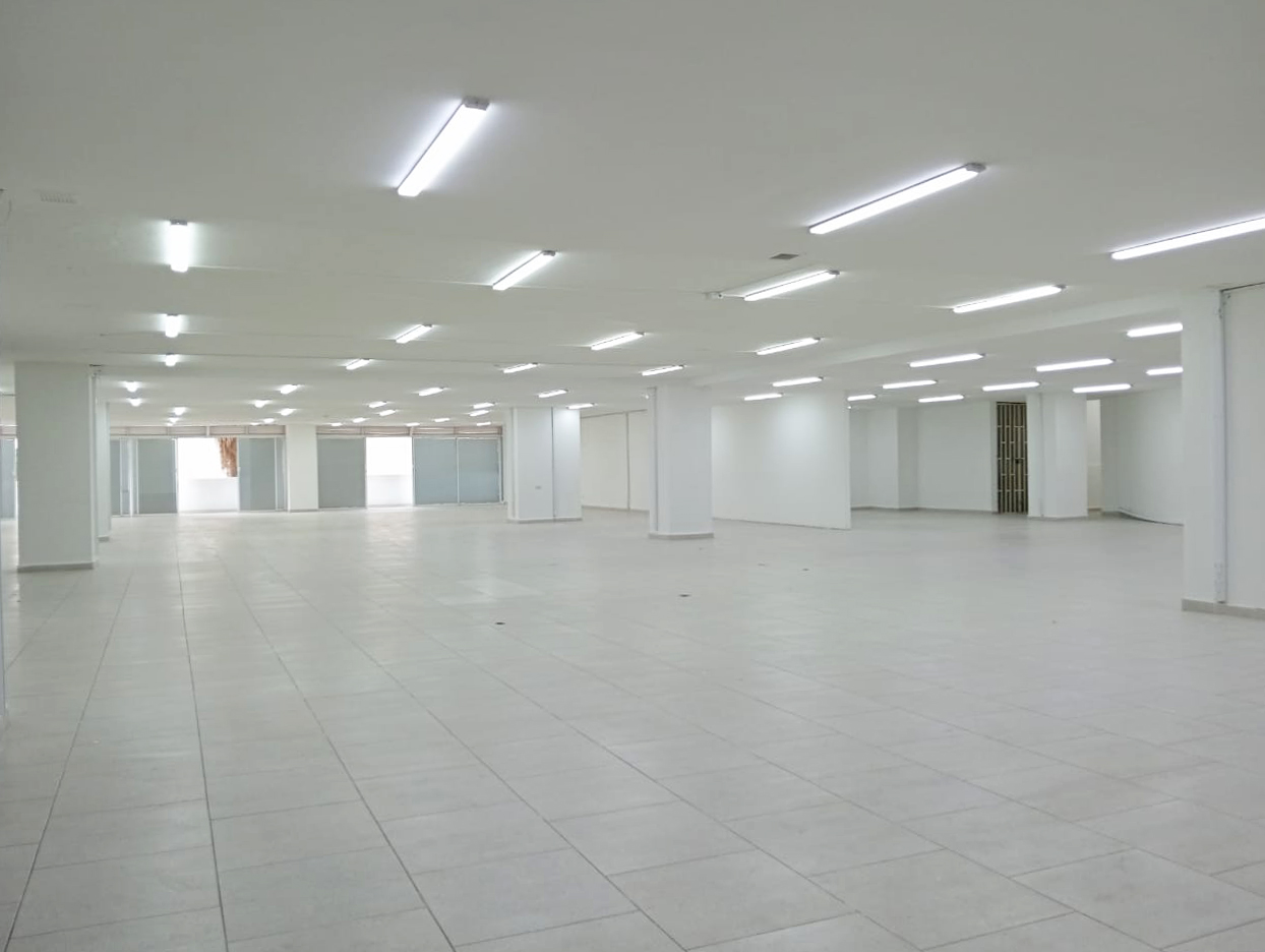 Local en arriendo en Conquistadores, Medellín, 650 m² · foto 9 de 20