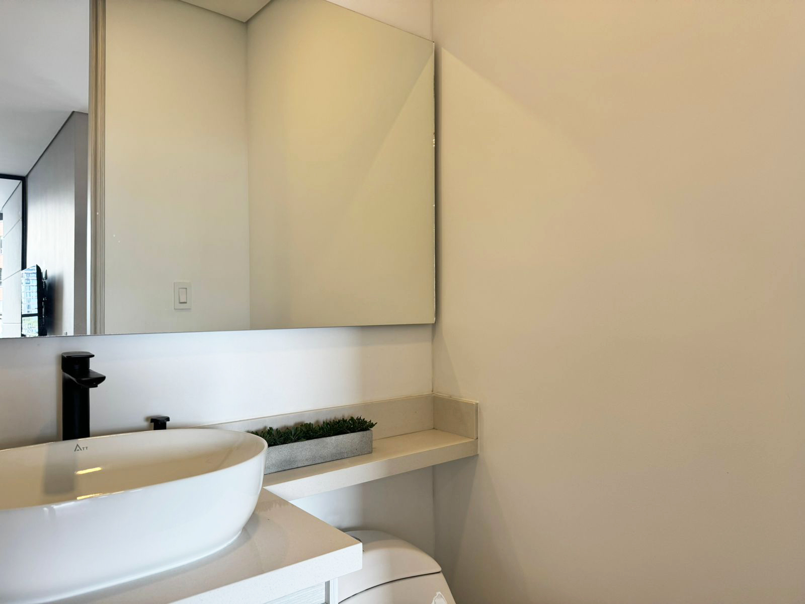 Apartamento de 2 alcobas en arriendo en El Tesoro, Medellín, 109 m² · foto 13 de 16