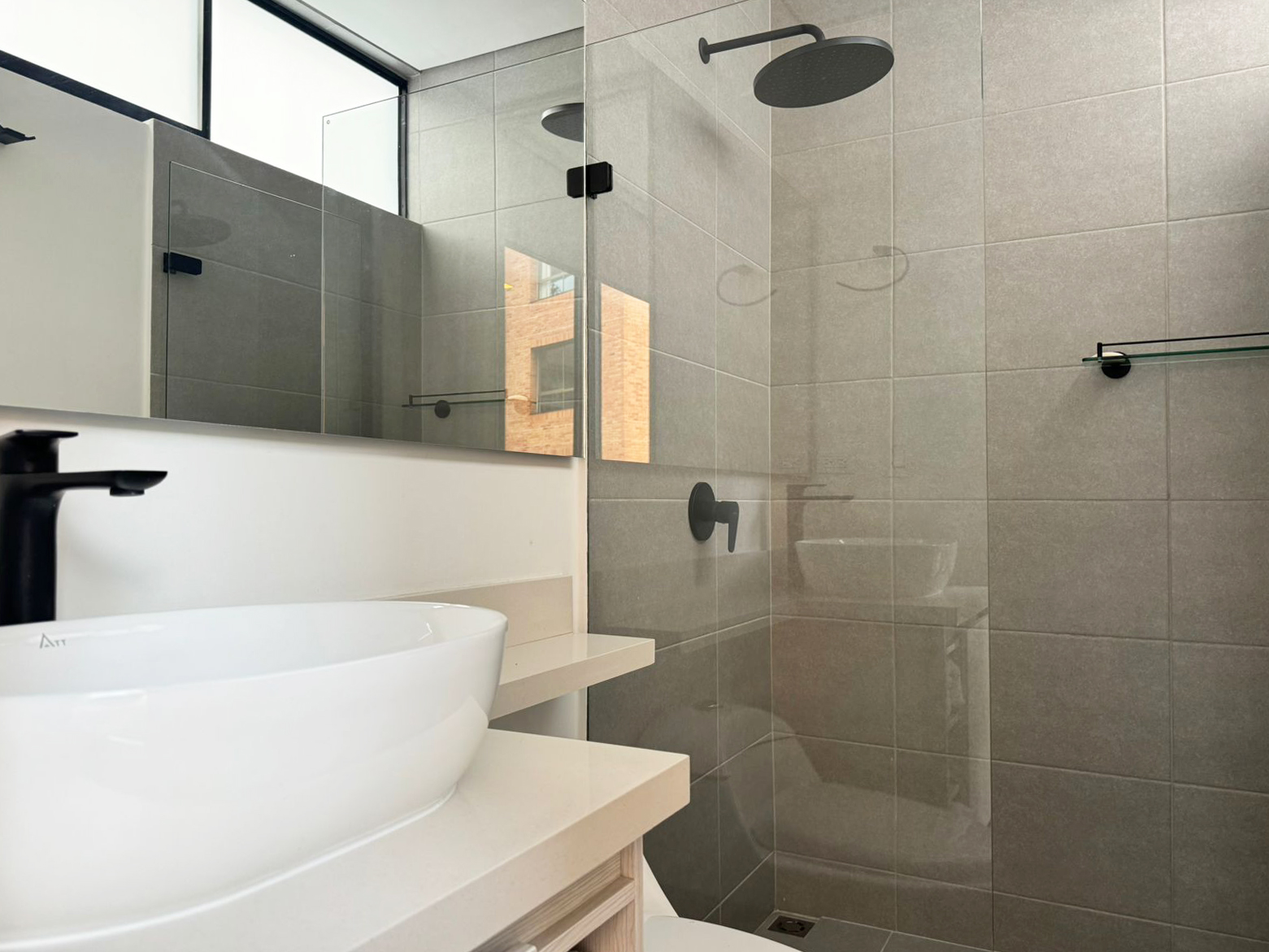 Apartamento de 2 alcobas en arriendo en El Tesoro, Medellín, 109 m² · foto 15 de 16