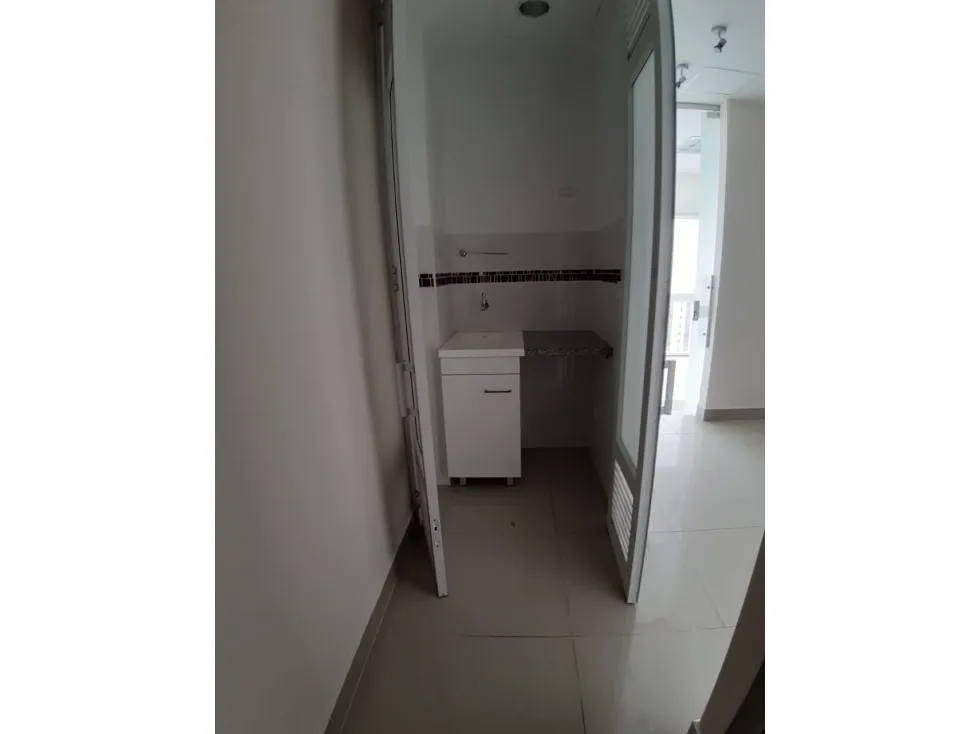 Consultorio en venta en Tequendama, Cali, 40 m² · foto 6 de 10