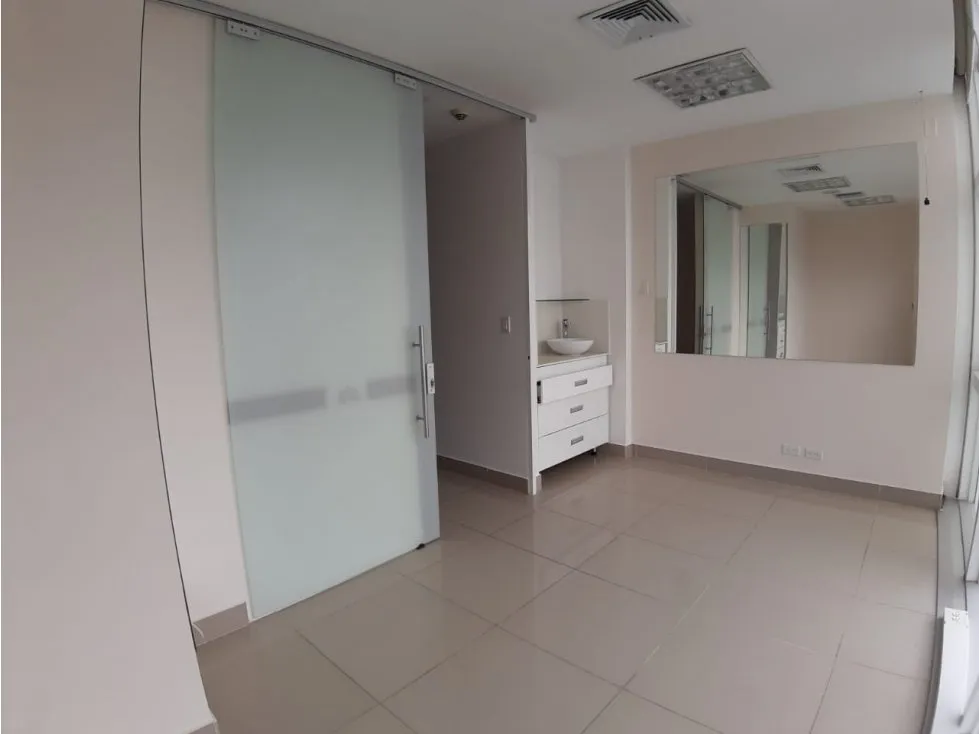 Consultorio en venta en Tequendama, Cali, 40 m² · foto 9 de 10