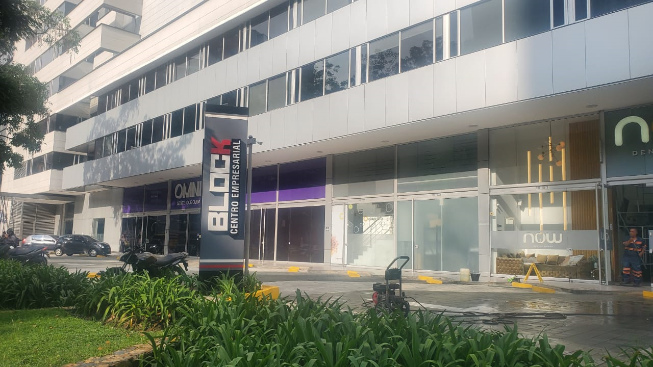 Oficina en venta en Villa Carlota, Medellín, 205 m² · foto 2 de 8