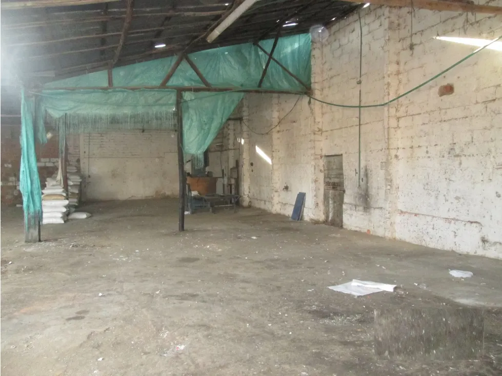 Bodega en venta en Comuneros, Bucaramanga, 756 m² · foto 22 de 24