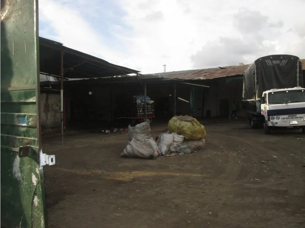 Bodega en venta en Comuneros, Bucaramanga, 756 m² · foto 3 de 24