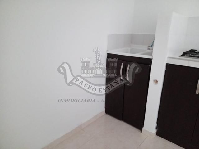 Apartamento de 3 alcobas en venta en Cd. Valle De Barroblanco, Piedecuesta, 50 m² · foto 4 de 13