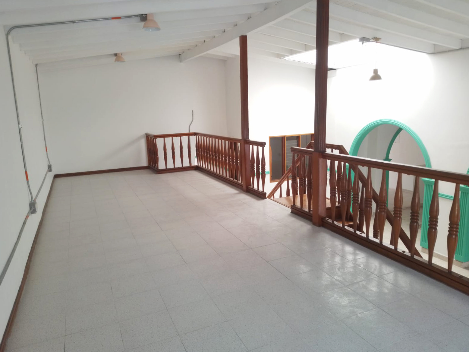 Oficina en arriendo en Laureles, Medellín, 280 m² · foto 3 de 16