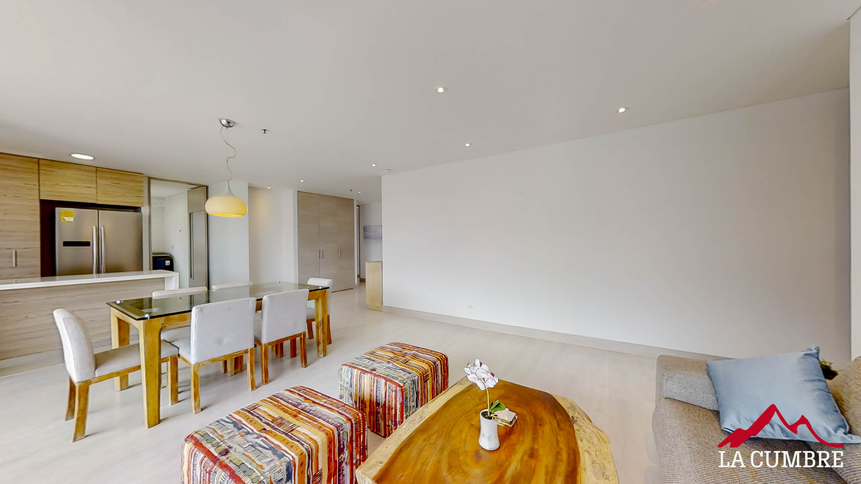 Apartamento de 3 alcobas en arriendo en El Poblado, Medellín, 155 m² · foto 4 de 12