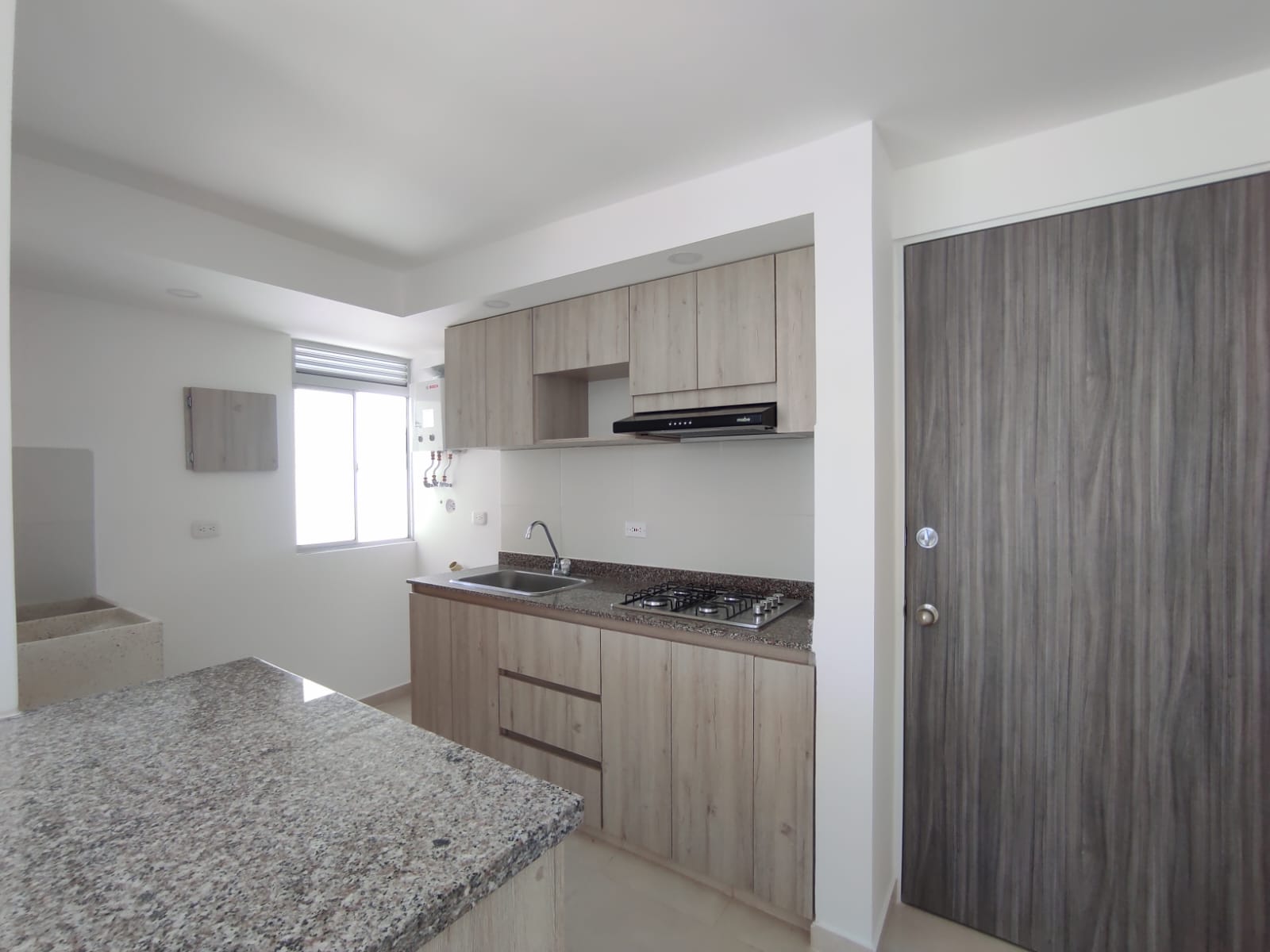 Apartamento de 2 alcobas en venta en Cr. Los Naranjos, Jamundí, 62 m² · foto 5 de 14