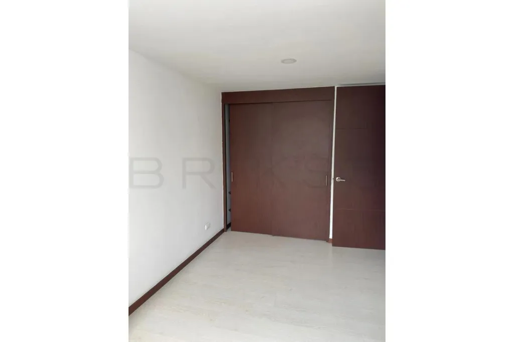 Apartamento de 3 alcobas en arriendo en El Esmeraldal, Envigado, 87 m² · foto 10 de 17