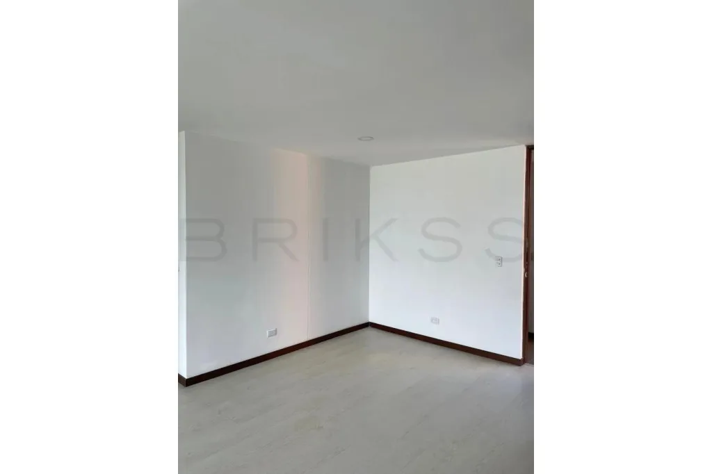 Apartamento de 3 alcobas en arriendo en El Esmeraldal, Envigado, 87 m² · foto 9 de 17