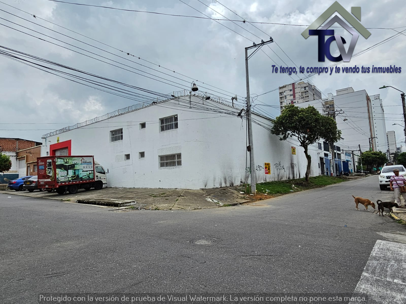 Bodega en venta en Comuneros, Bucaramanga, 825 m² · foto 2 de 4