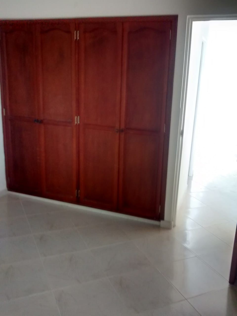 Casa de 6 alcobas en venta en Provenza, Bucaramanga, 367 m² · foto 4 de 6