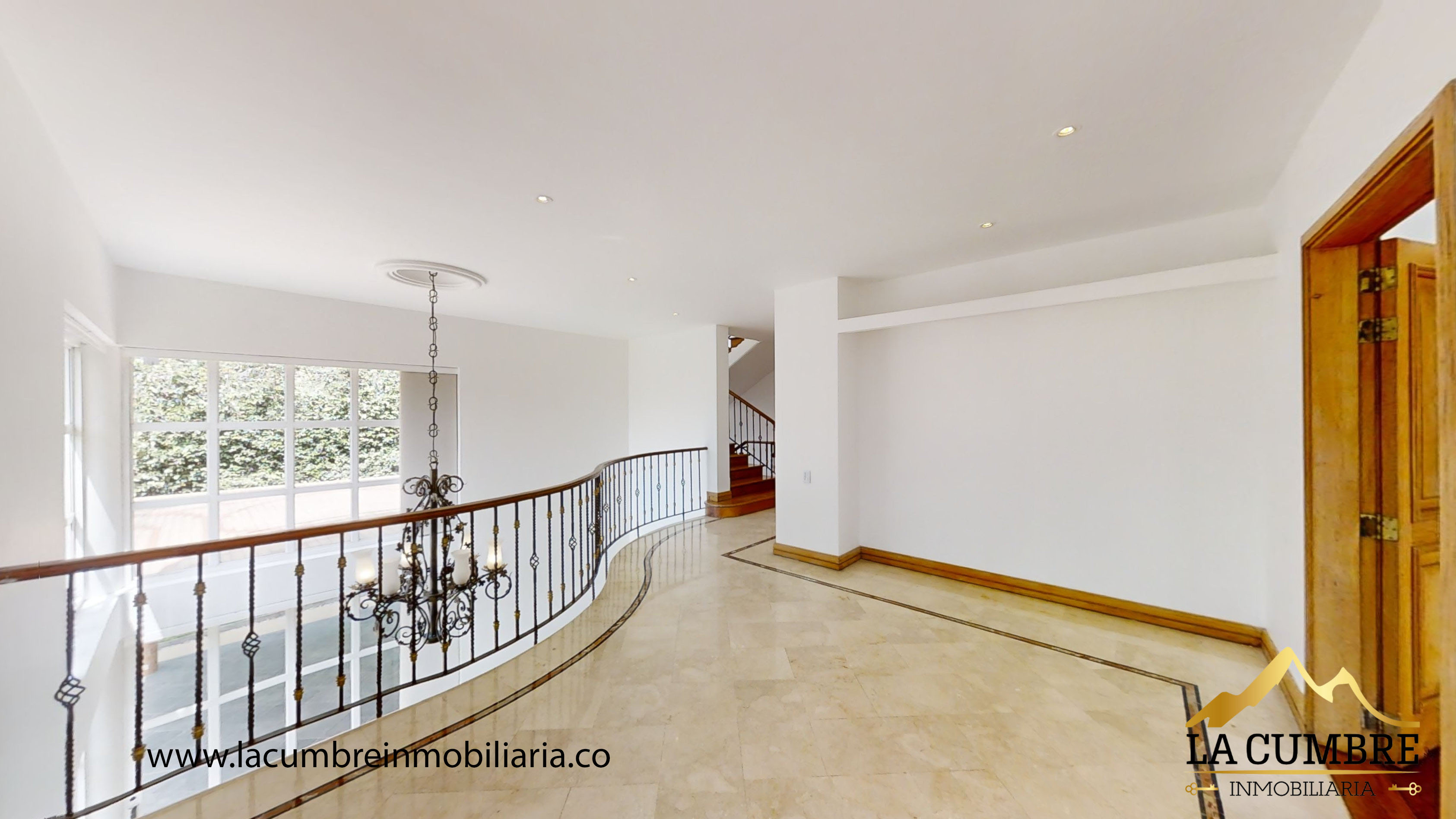 Casa de 4 alcobas en venta en El Poblado, Medellín, 513 m² · foto 15 de 20