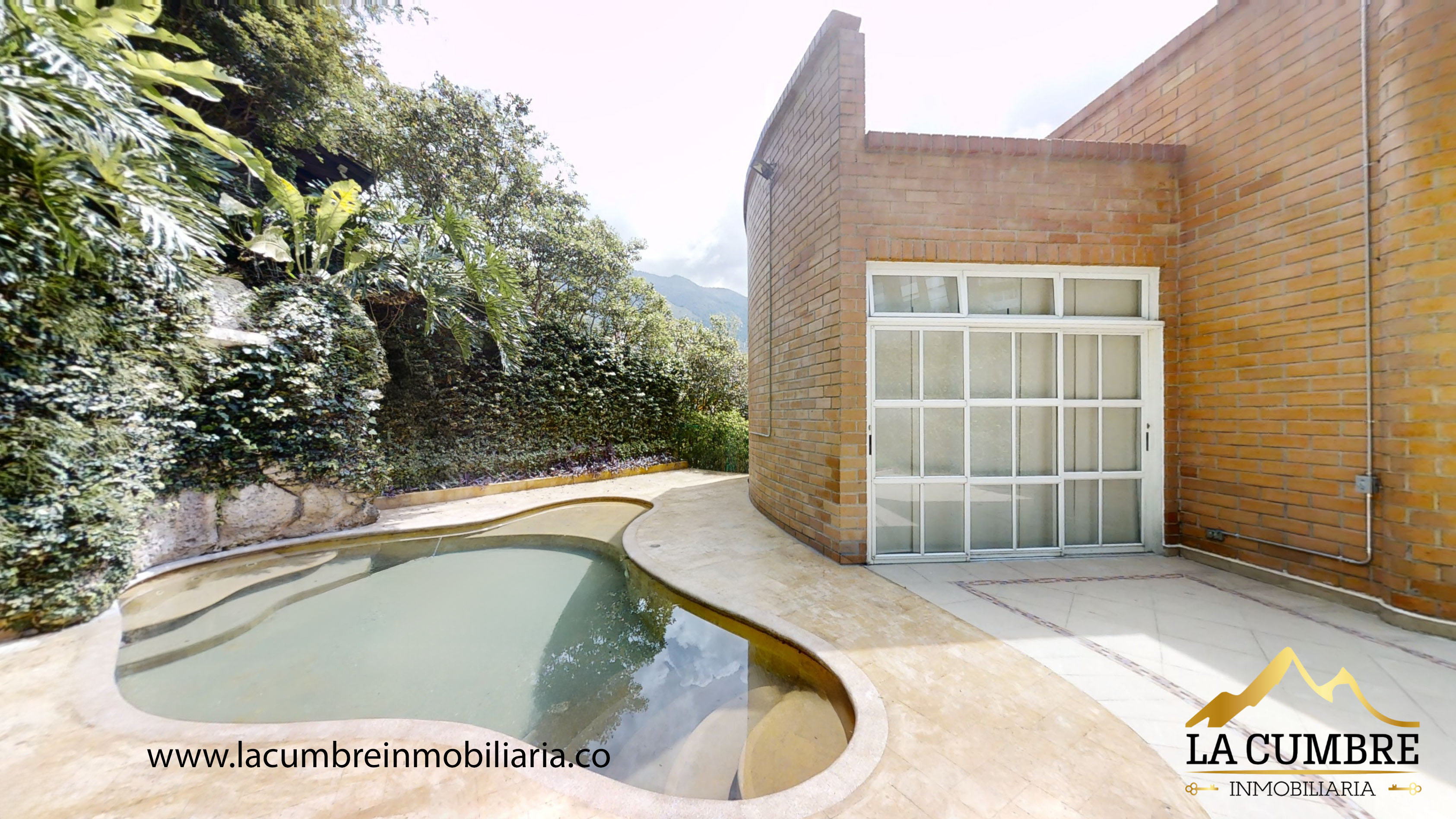 Casa de 4 alcobas en venta en El Poblado, Medellín, 513 m² · foto 6 de 20