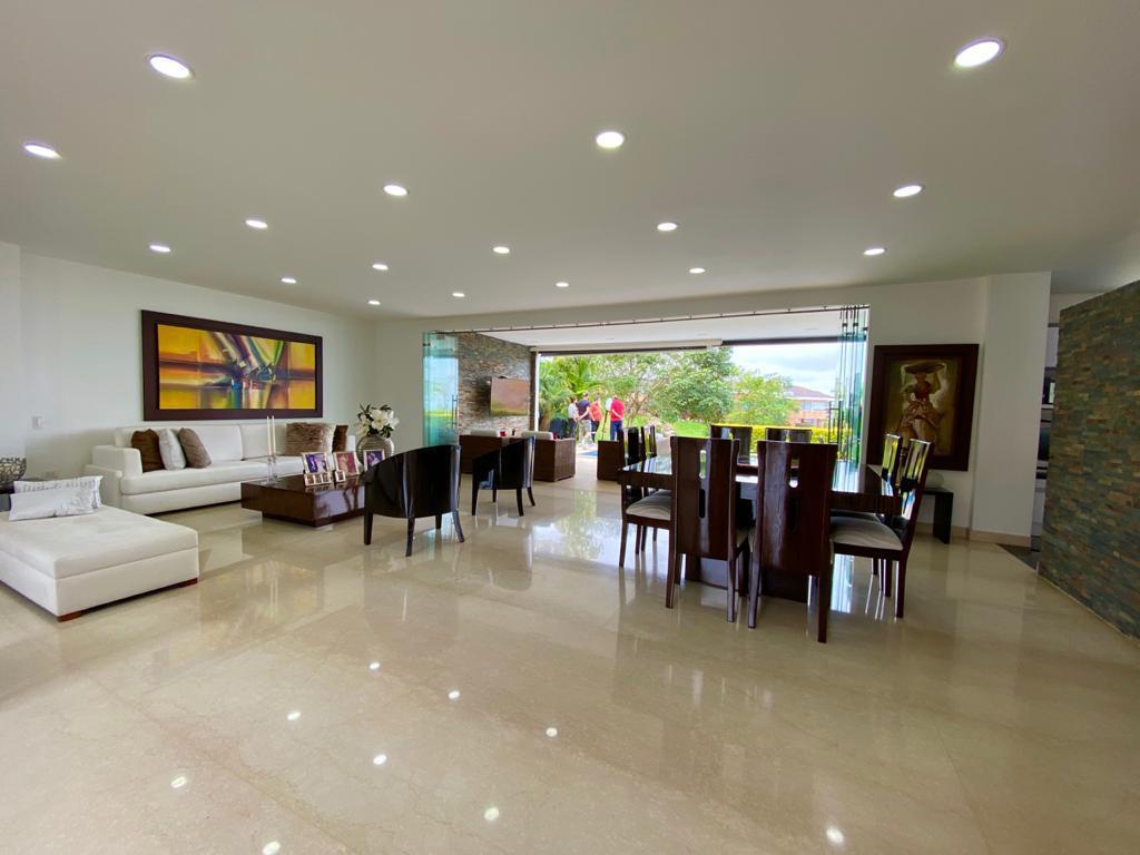 Casa de 5 alcobas en venta en Ruitoque Condominio, Floridablanca, 450 m² · foto 11 de 23