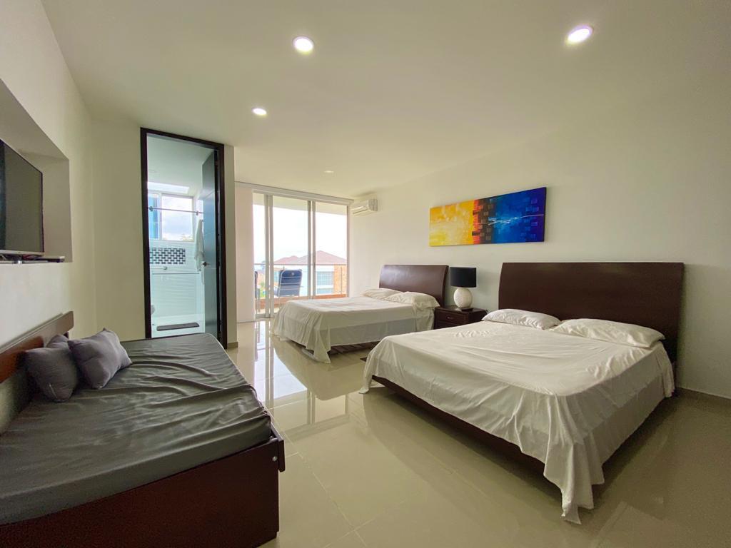 Casa de 5 alcobas en venta en Ruitoque Condominio, Floridablanca, 450 m² · foto 21 de 23
