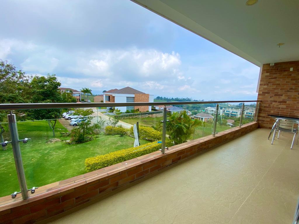 Casa de 5 alcobas en venta en Ruitoque Condominio, Floridablanca, 450 m² · foto 6 de 23