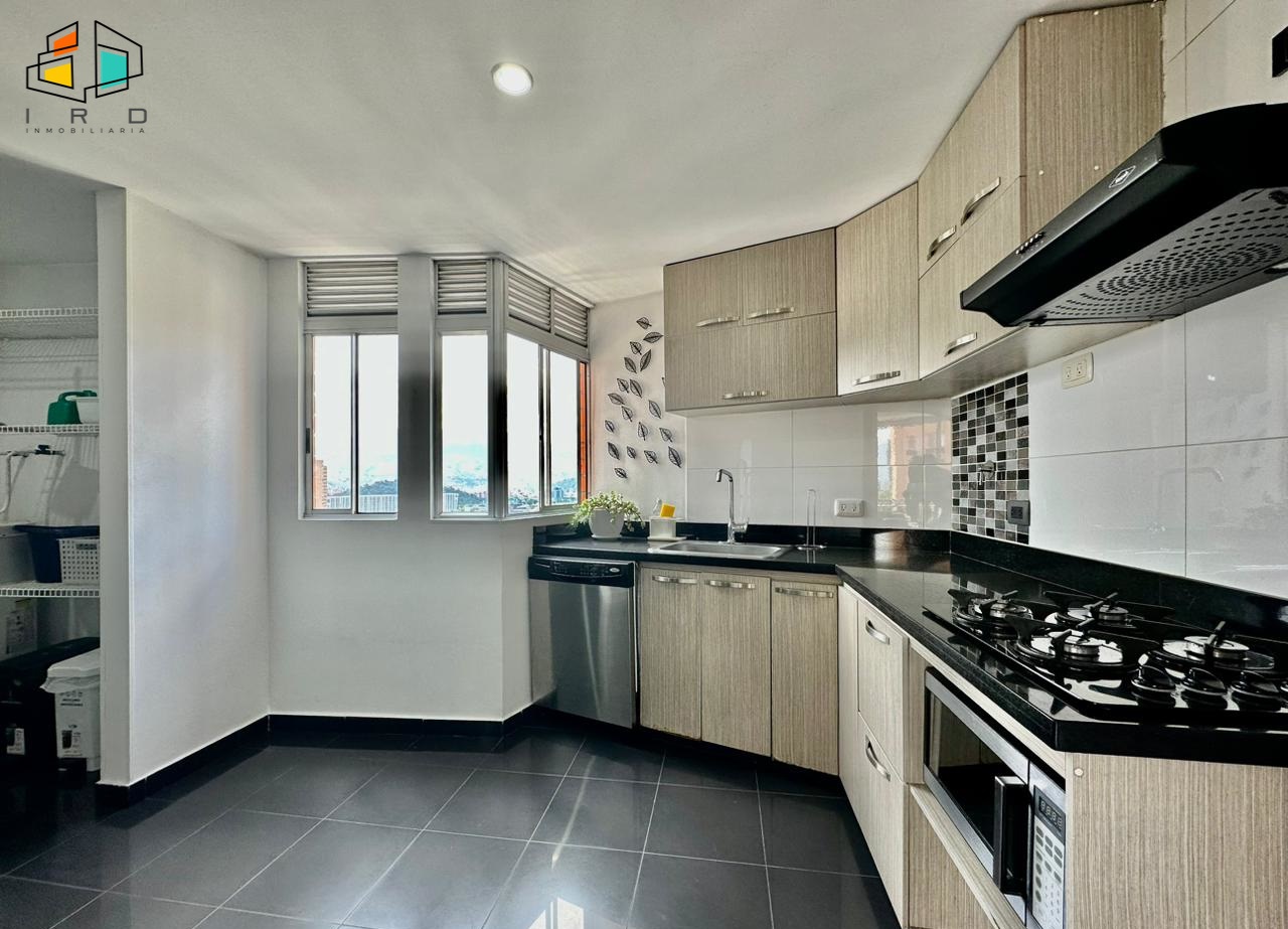 Apartamento en arriendo en Castropol, Medellín · foto 12 de 24