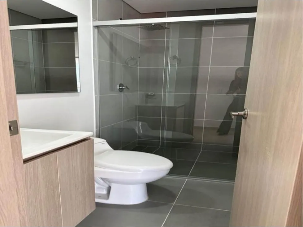 Apartamento de 3 alcobas en venta en Vegas De La Doctora, Sabaneta, 73 m² · foto 4 de 7