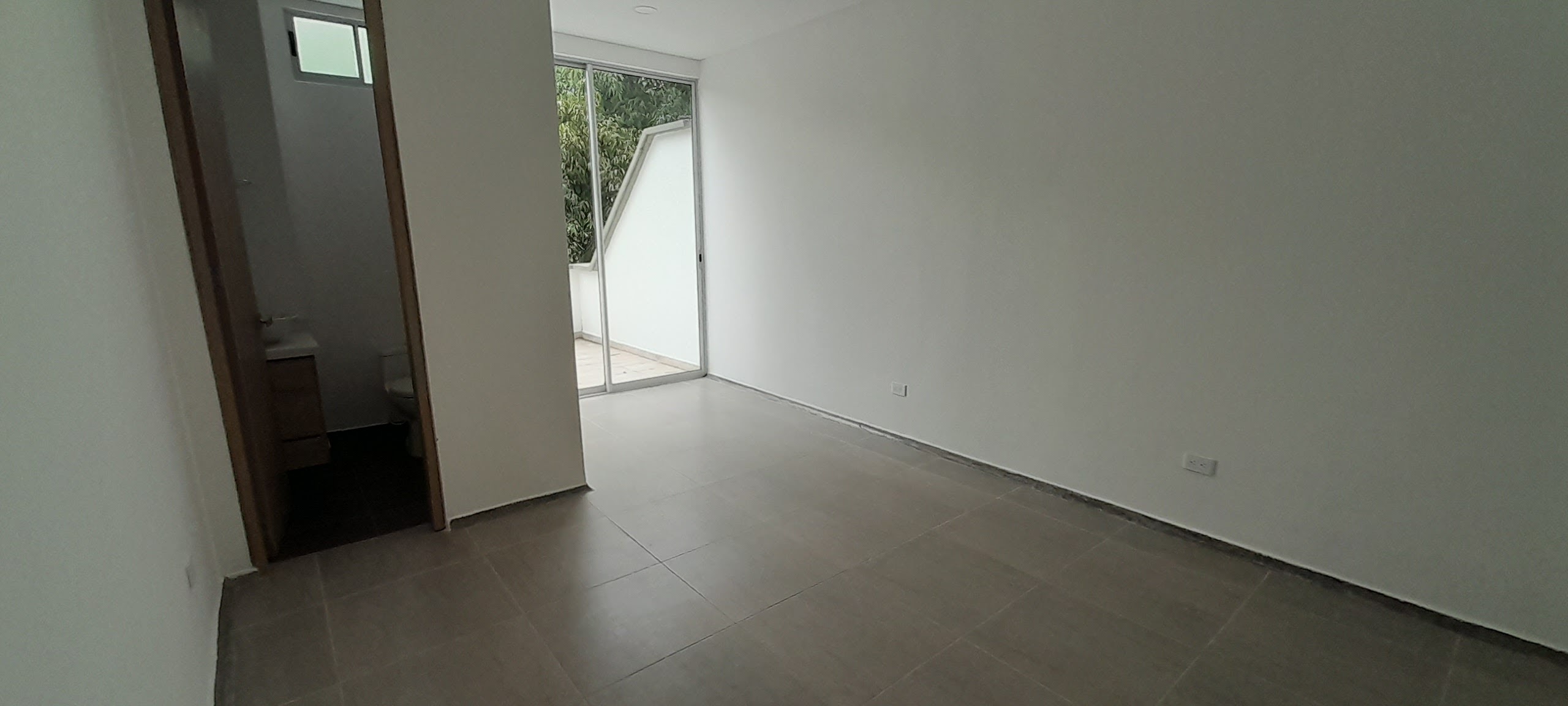 Consultorio en venta en Los Profesionales, Armenia, 21 m² · foto 3 de 5
