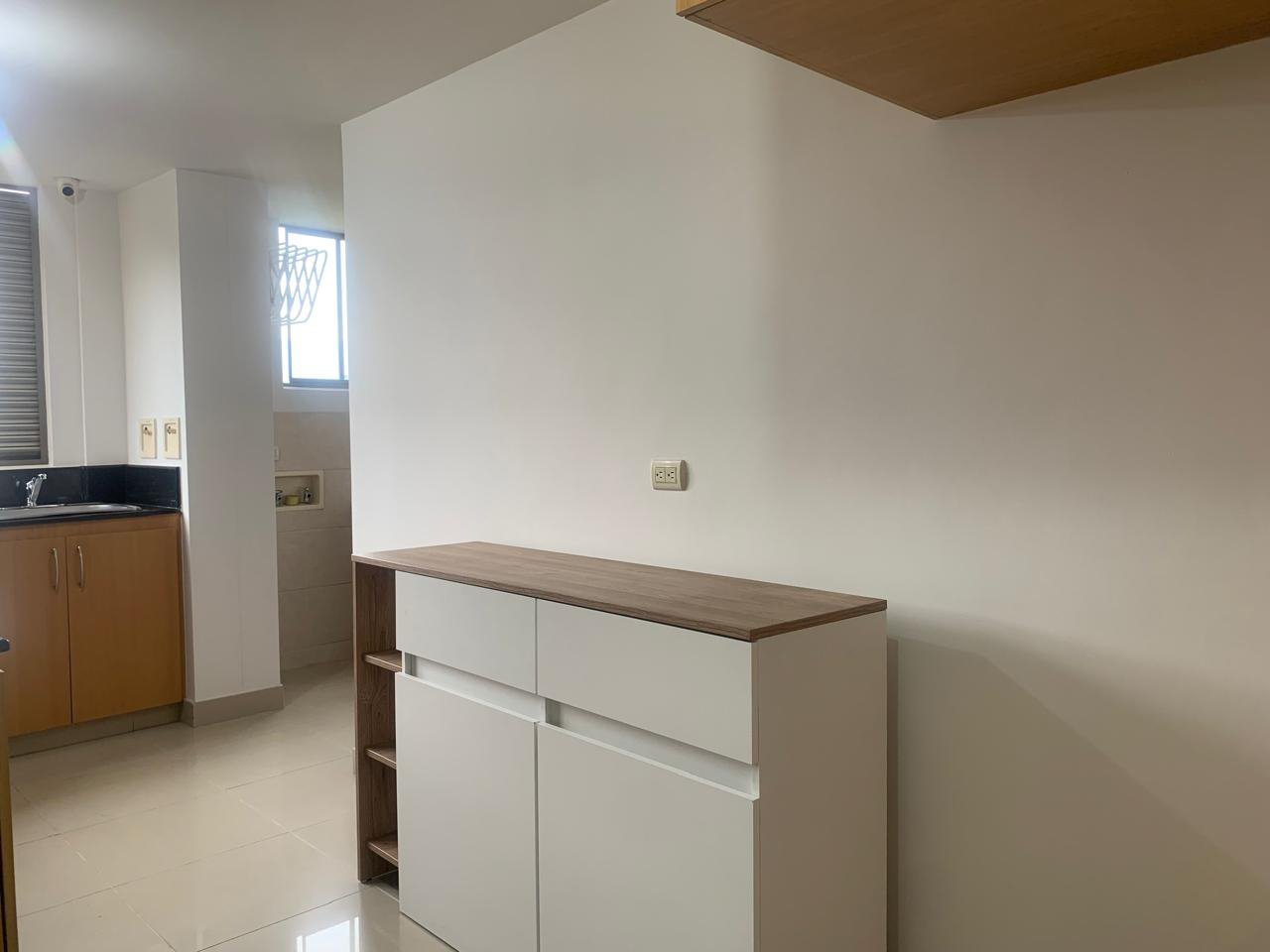 Apartamento en arriendo en Los Balsos No.2, Medellín · foto 10 de 17