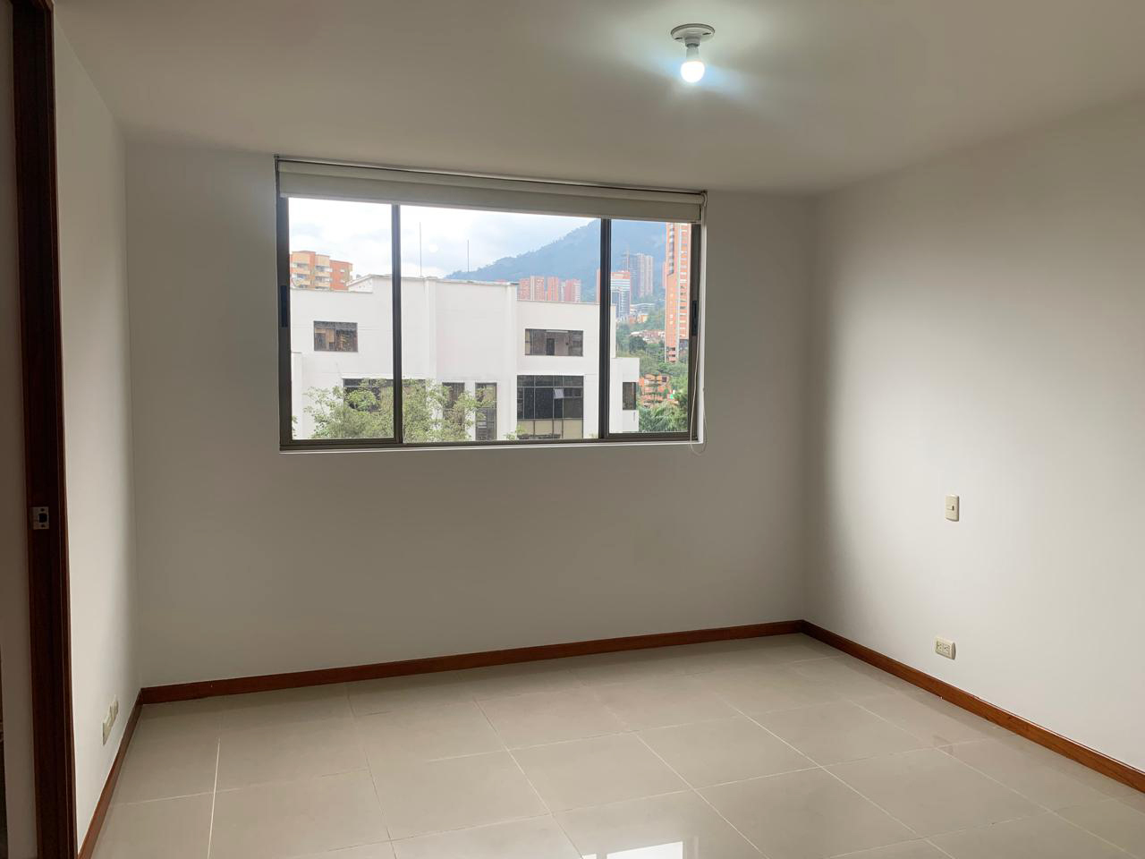 Apartamento en arriendo en Los Balsos No.2, Medellín · foto 11 de 17