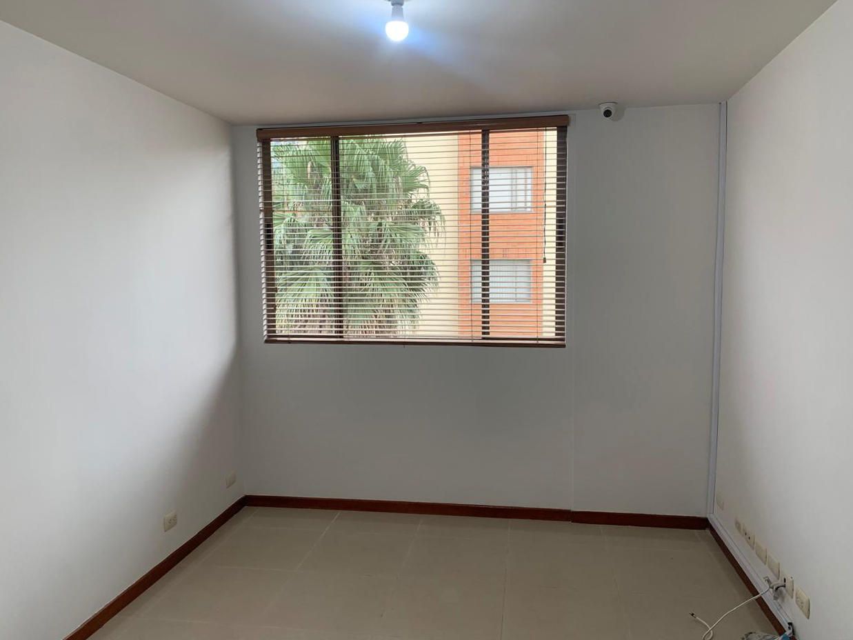Apartamento en arriendo en Los Balsos No.2, Medellín · foto 13 de 17