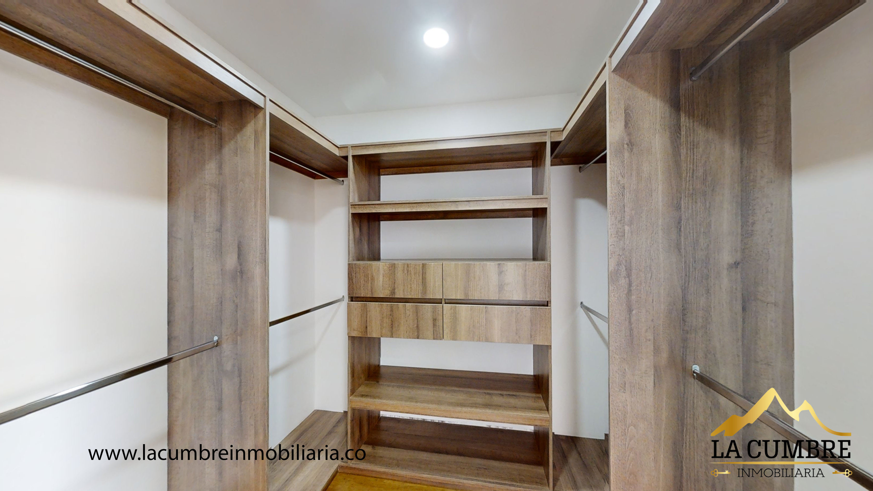 Apartamento en arriendo en Santa Maria De Los Angeles, Medellín · foto 14 de 18