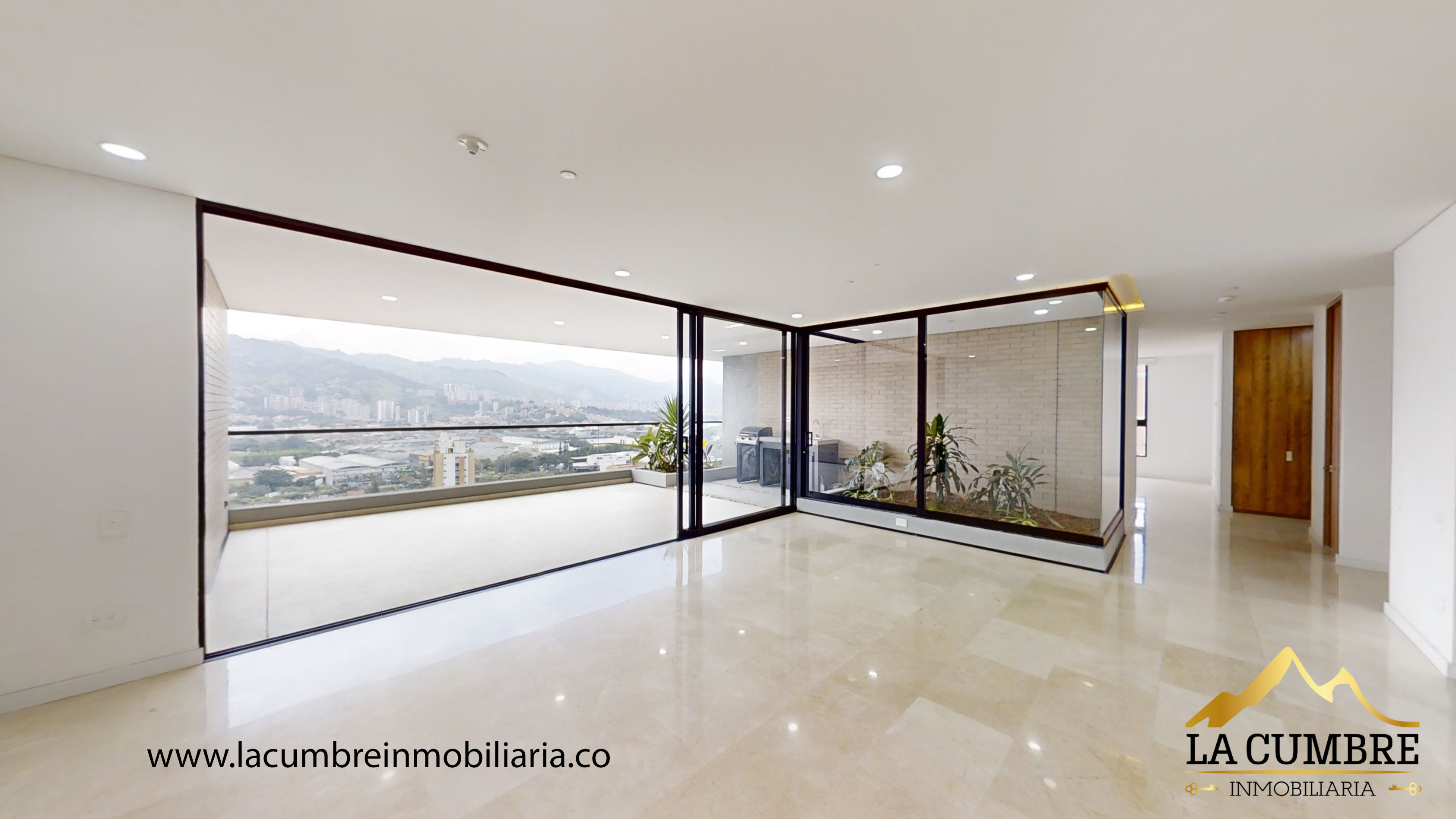 Apartamento en arriendo en Santa Maria De Los Angeles, Medellín · foto 5 de 18