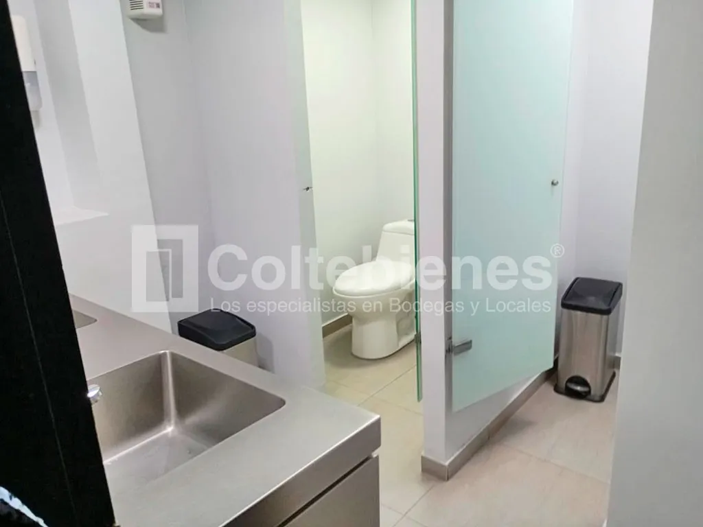 Oficina en arriendo en Astorga, Medellín, 350 m² · foto 14 de 23