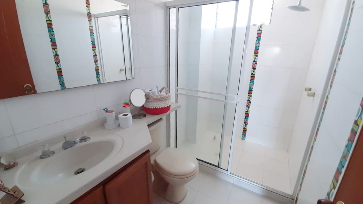 Apartamento de 5 alcobas en venta en La Floresta, Bucaramanga, 240 m² · foto 12 de 17