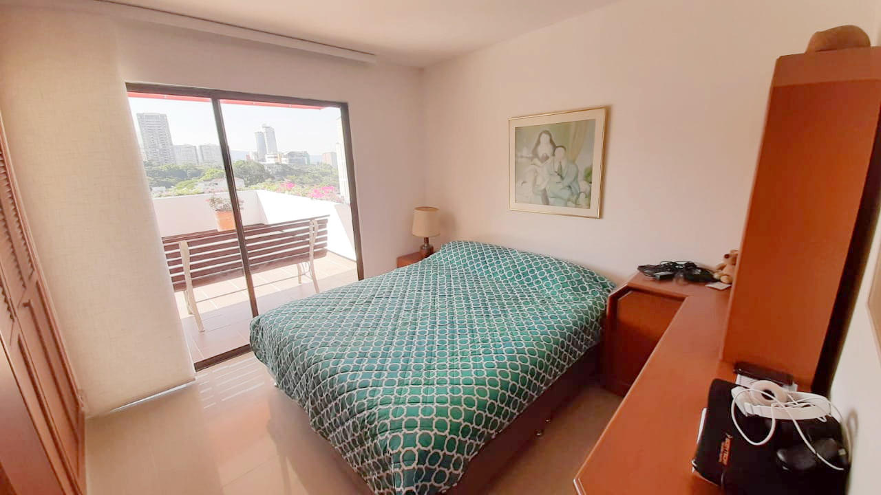 Apartamento de 5 alcobas en venta en La Floresta, Bucaramanga, 240 m² · foto 13 de 17