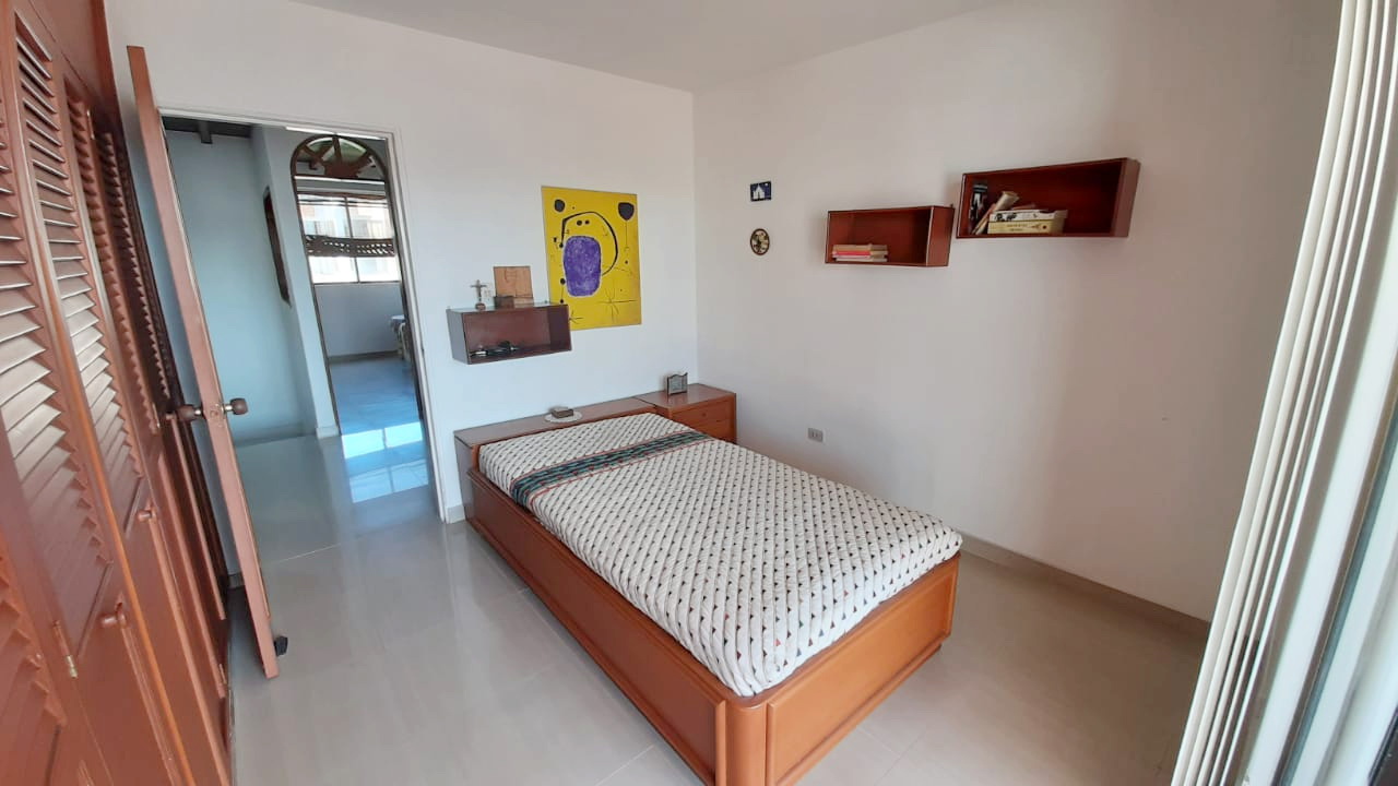 Apartamento de 5 alcobas en venta en La Floresta, Bucaramanga, 240 m² · foto 15 de 17