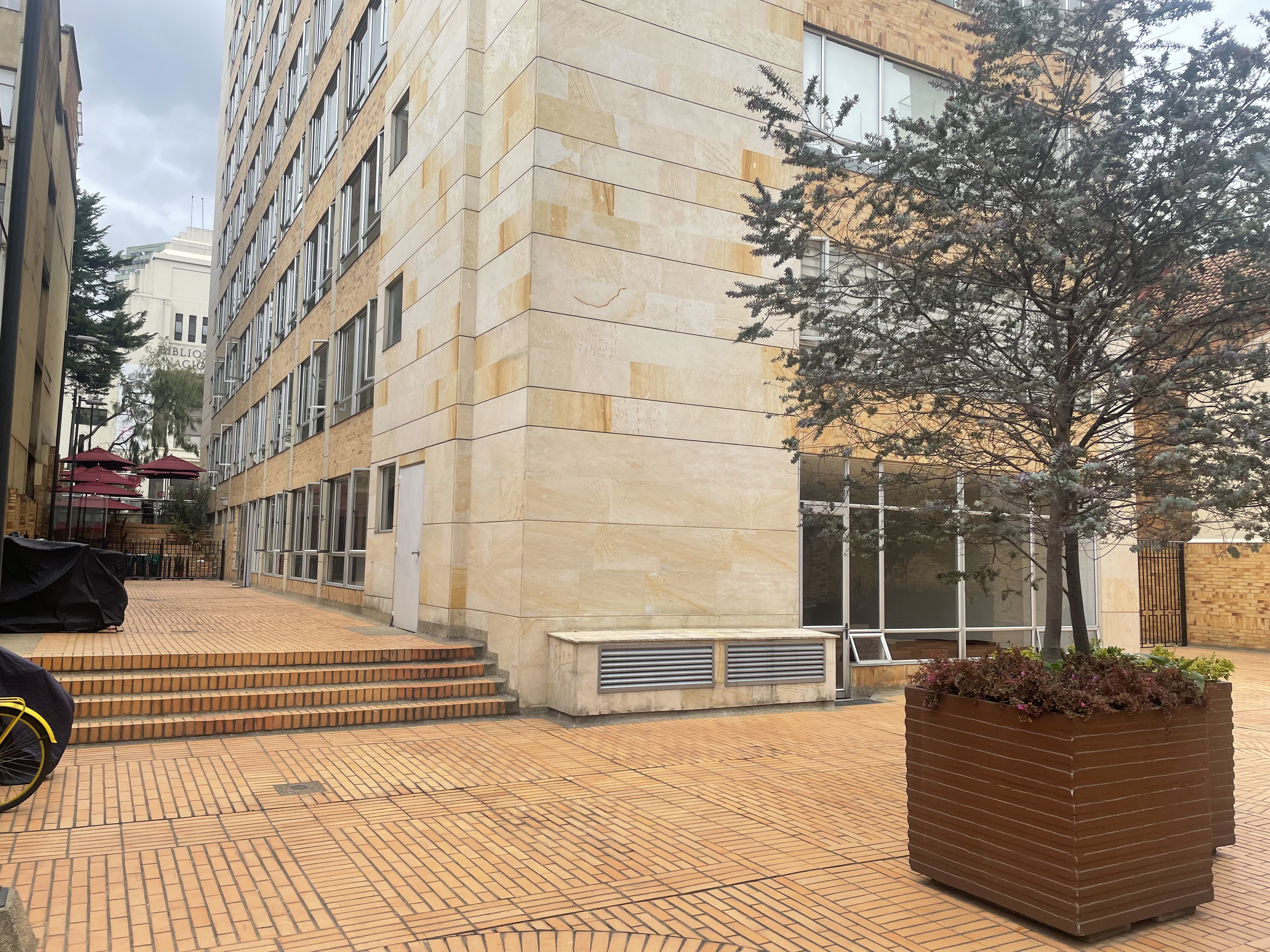 Apartamento en venta en Las Nieves, Bogotá · foto 2 de 24