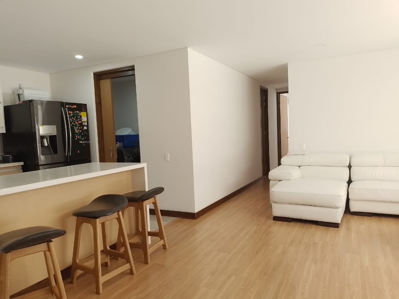 Apartamento de 2 alcobas en arriendo en Los Balsos, Medellín, 108 m² · foto 3 de 19