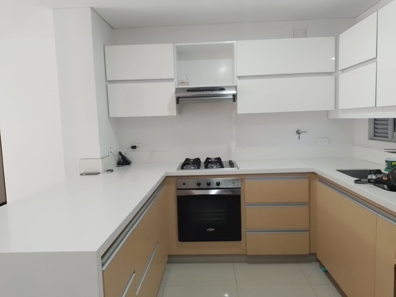 Apartamento de 2 alcobas en arriendo en Los Balsos, Medellín, 108 m² · foto 6 de 19