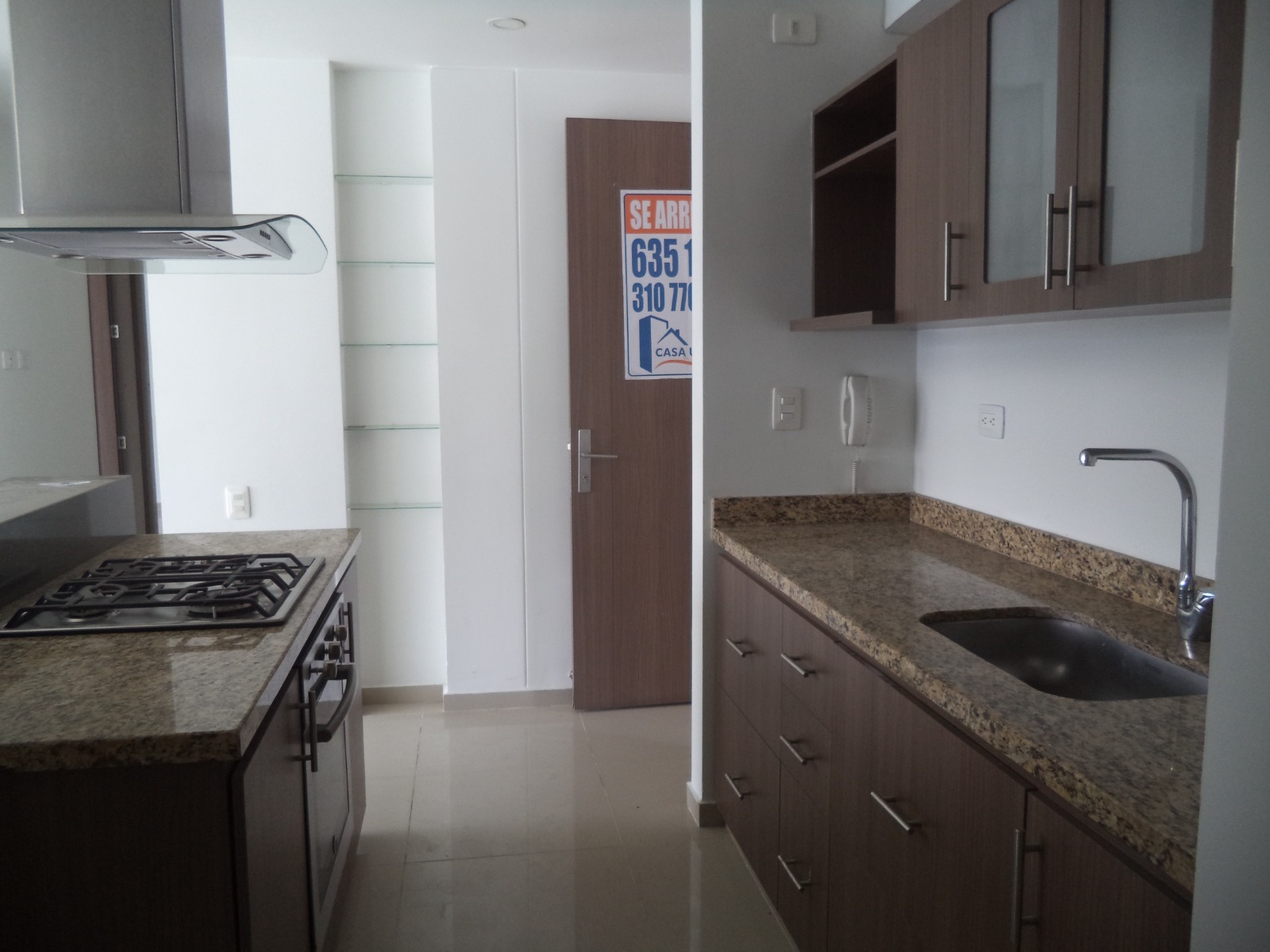 Apartamento de 2 alcobas en venta en Galvisia, Floridablanca, 74 m² · foto 8 de 24