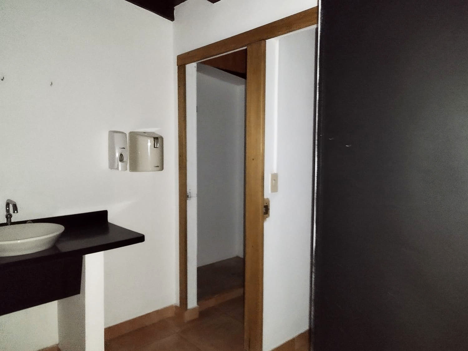 Local en venta en Las Lomas No.1, Medellín, 1480 m² · foto 13 de 18