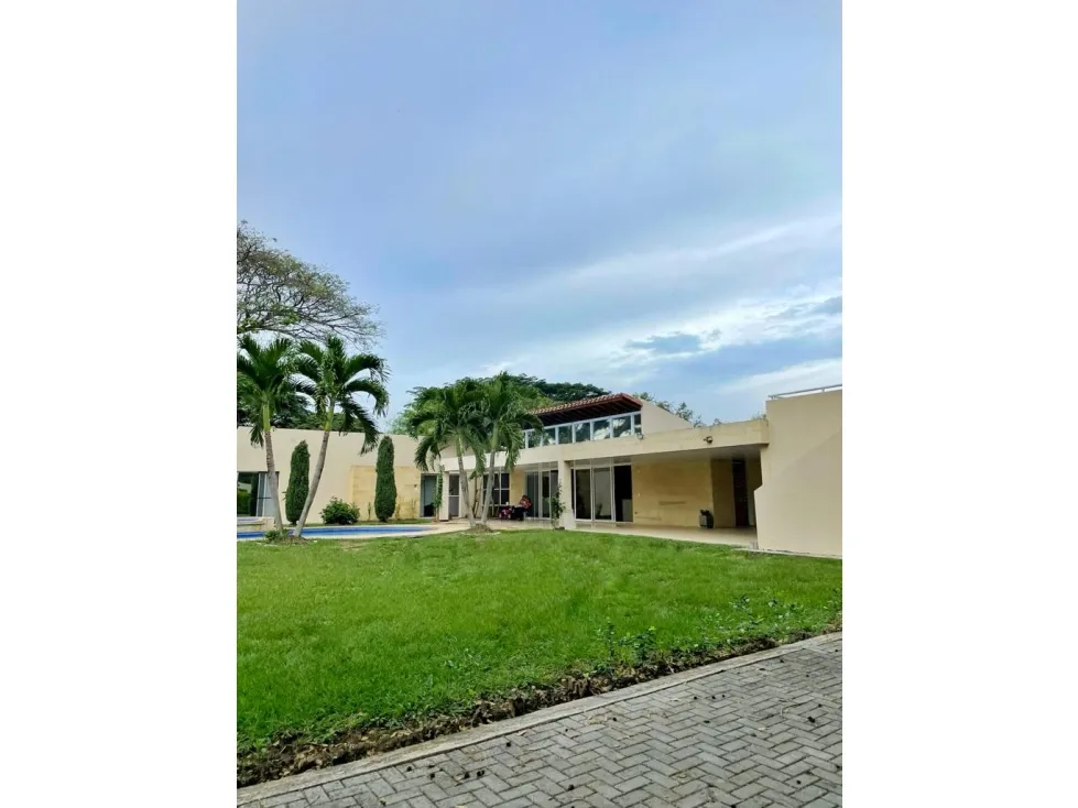 Casa de 4 alcobas en venta en Rozo, Palmira, 390 m² · foto 4 de 10
