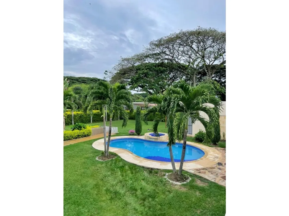 Casa de 4 alcobas en venta en Rozo, Palmira, 390 m² · foto 8 de 10