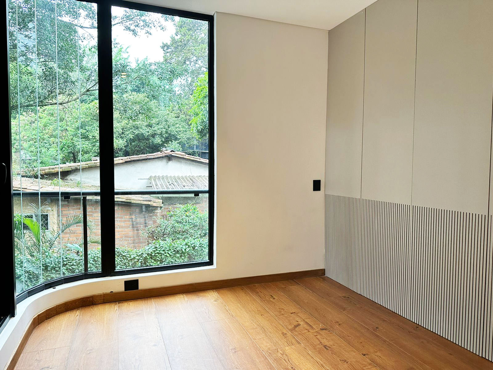 Apartamento de 3 alcobas en venta en El Diamante 2, Medellín, 215 m² · foto 11 de 17