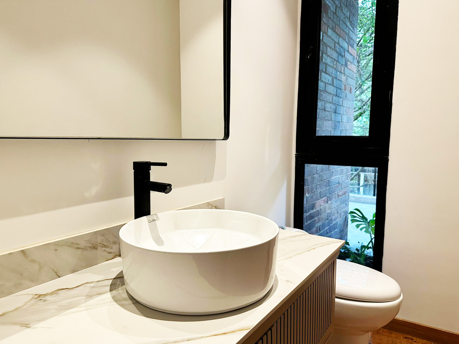 Apartamento de 3 alcobas en venta en El Diamante 2, Medellín, 215 m² · foto 16 de 17