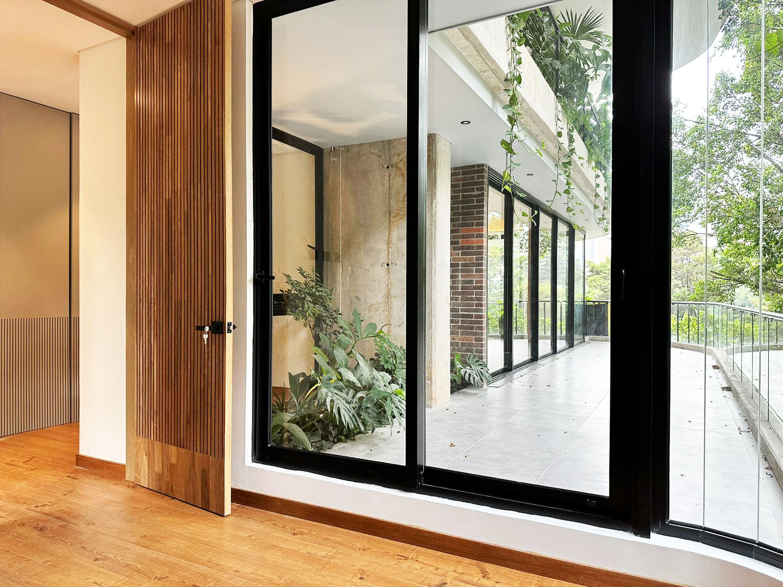 Apartamento de 3 alcobas en venta en El Diamante 2, Medellín, 215 m² · foto 17 de 17