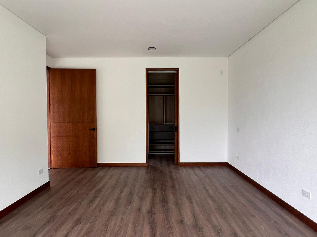 Casa de 3 alcobas en venta en El Porvenir, Rionegro, 420 m² · foto 14 de 19
